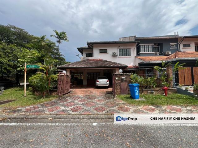 House for sale in Seksyen U8, Shah Alam
