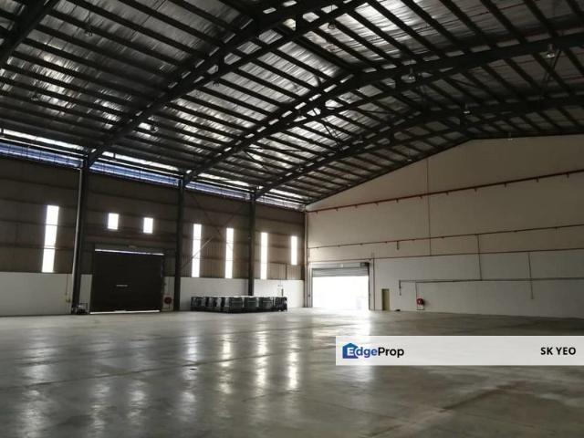 Warehouse for rent in Petaling, Alam Impian