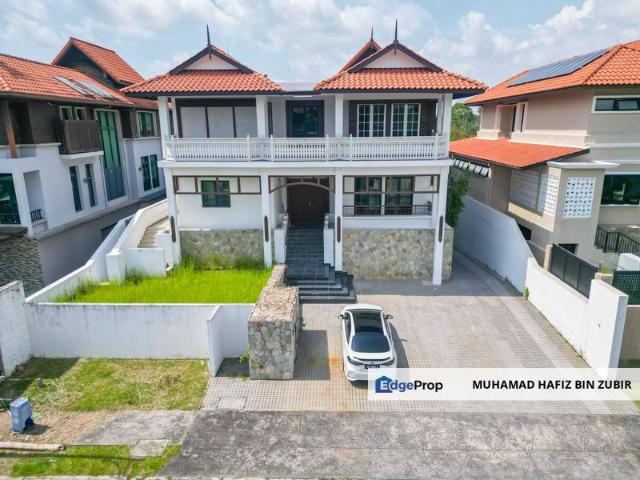 House for sale in Seksyen U8, Shah Alam
