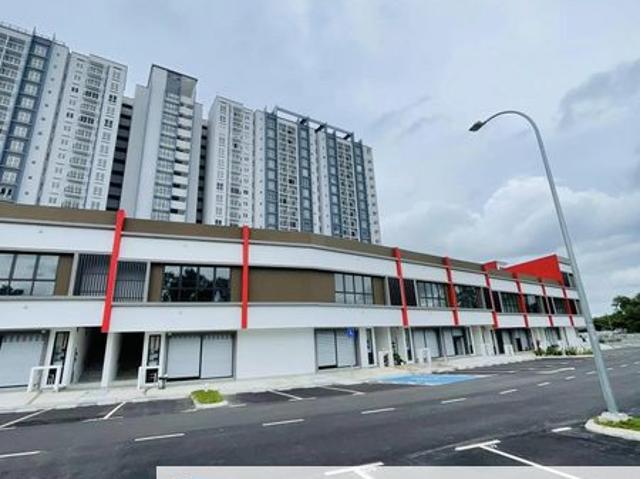 Shop for rent in Petaling, Alam Impian