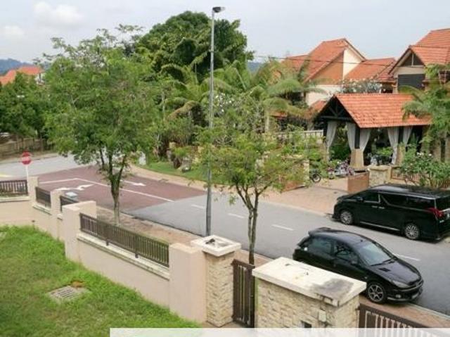 House for sale in Petaling, Alam Impian