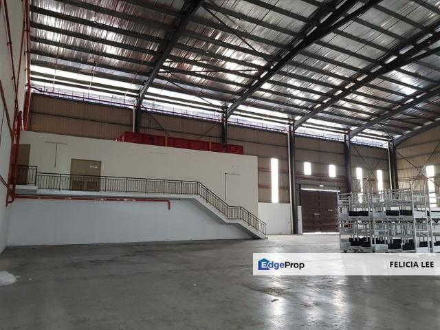 Warehouse for rent in Petaling, Alam Impian