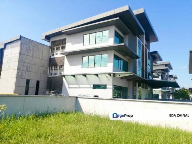 Shop for sale in Petaling, Alam Impian