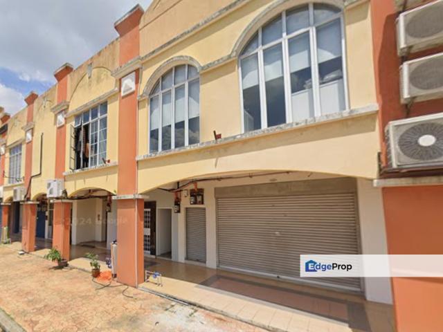Shop for sale in Petaling, Alam Impian
