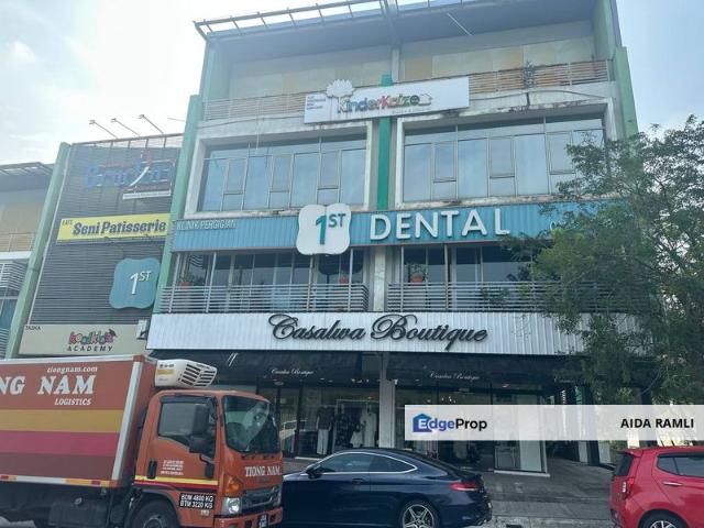 Shop for sale in Petaling, Alam Impian