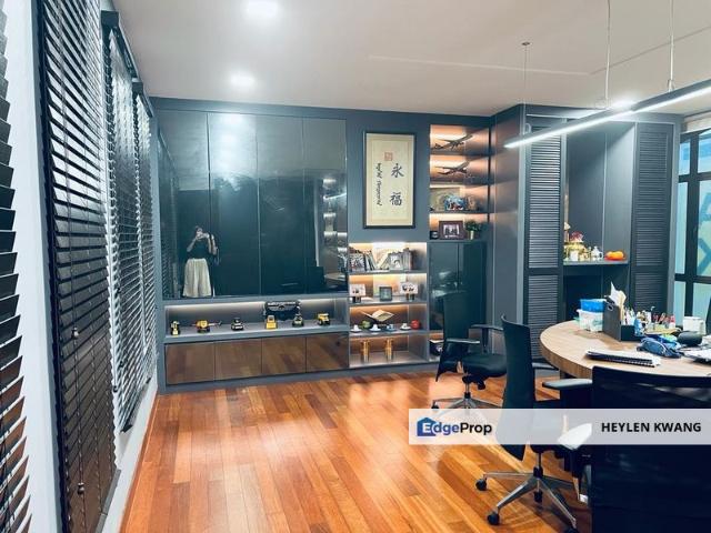 Shop for sale in Petaling, Alam Impian