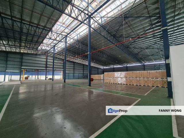 Warehouse for rent in Shah Alam, Petaling