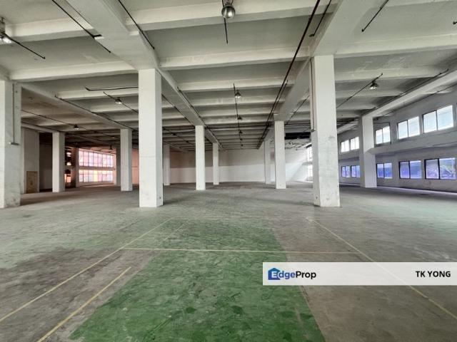 Warehouse for rent in Petaling, Alam Impian