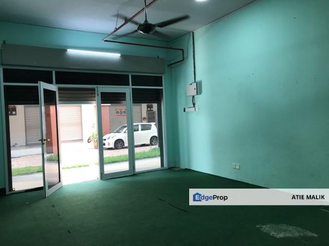 Shop for rent in Petaling, Alam Impian