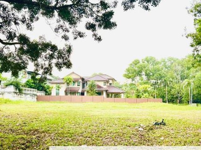 Shop for sale in Petaling, Alam Impian