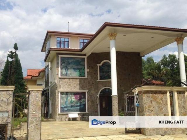 House for sale in Seksyen U8, Shah Alam