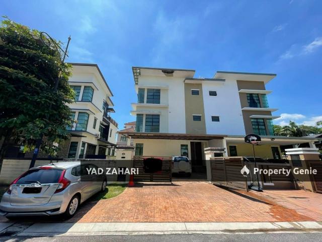 Residential House for sale in Petaling, Alam Impian