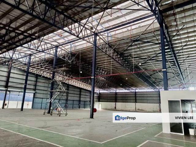 Warehouse for rent in Petaling, Alam Impian