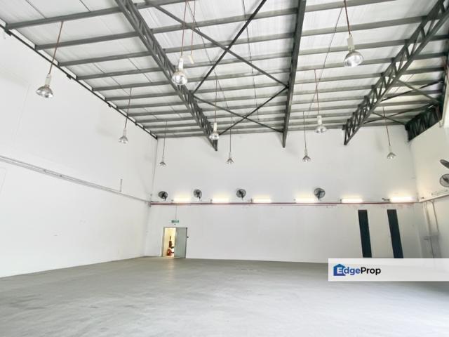 Warehouse for sale in Petaling, Alam Impian