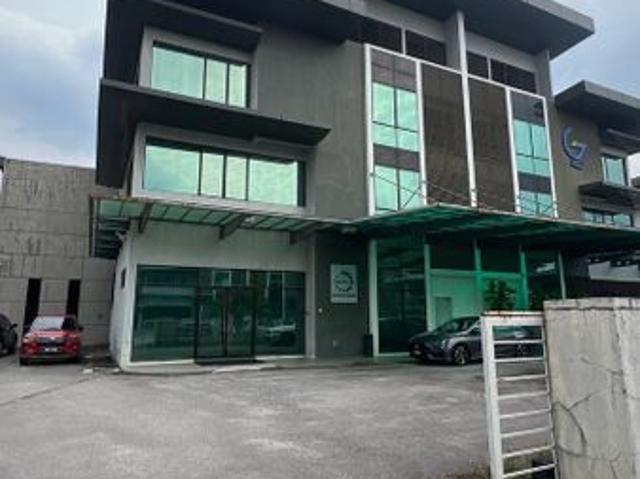 Warehouse for sale in Petaling, Alam Impian