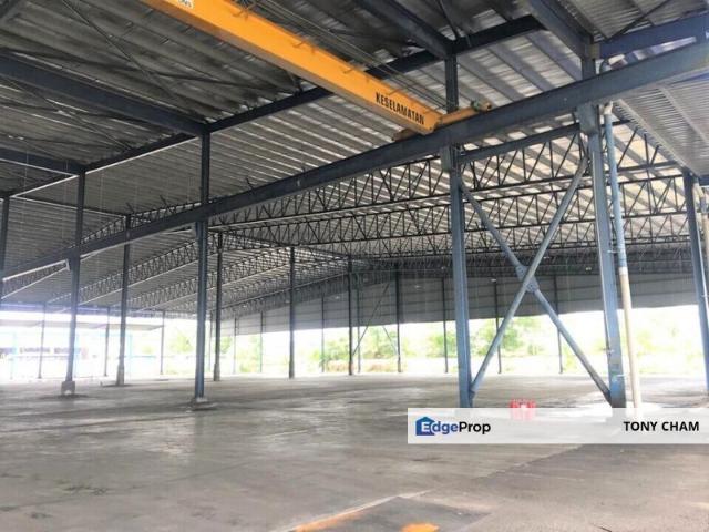 Warehouse for rent in Petaling, Alam Impian