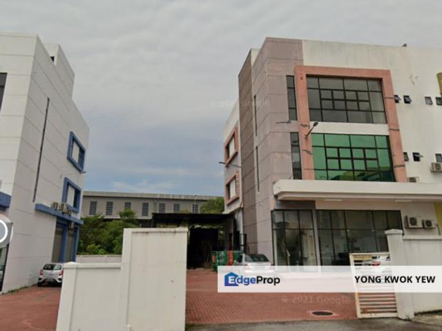 Warehouse for rent in Seksyen U12, Shah Alam
