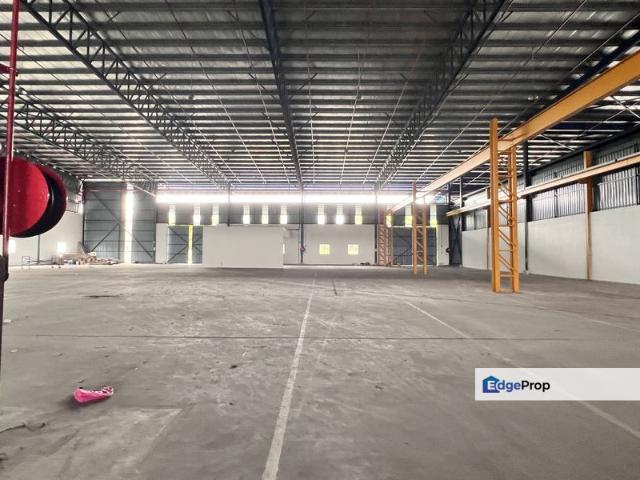 Warehouse for rent in Petaling, Alam Impian