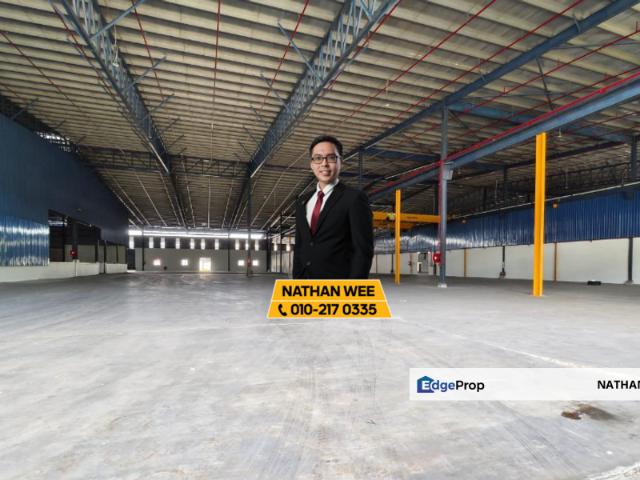 Warehouse for rent in Petaling, Alam Impian