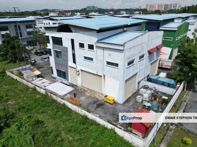 Warehouse for sale in Petaling, Alam Impian