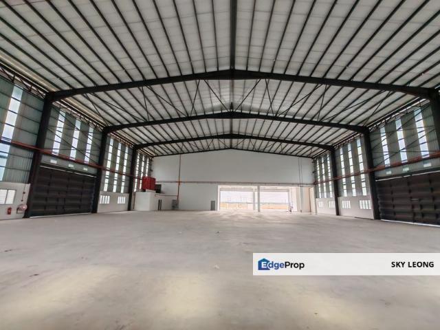 Warehouse for rent in Petaling, Alam Impian