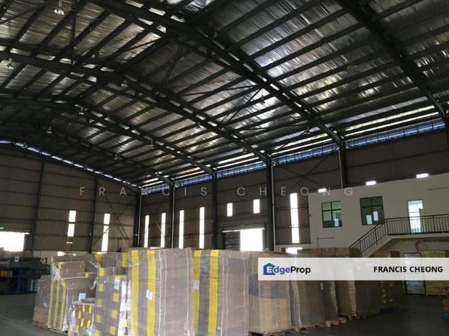 Warehouse for rent in Shah Alam, Petaling