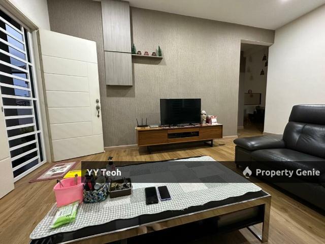 Residential House for sale in Malaka