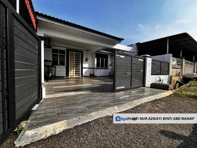 House for sale in Malaka