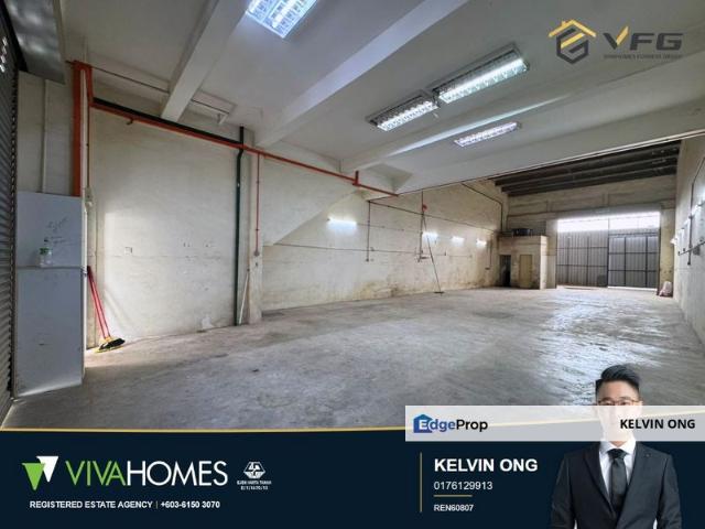 Warehouse for rent in Petaling, Alam Impian