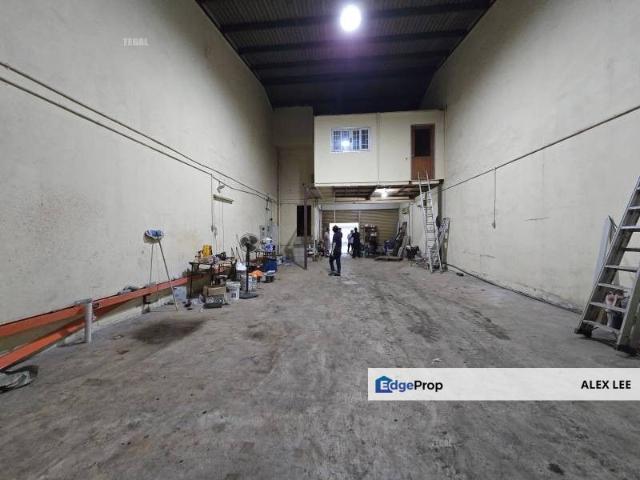 Warehouse for rent in Alam Impian, Selangor