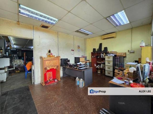 Warehouse for sale in Alam Impian, Selangor