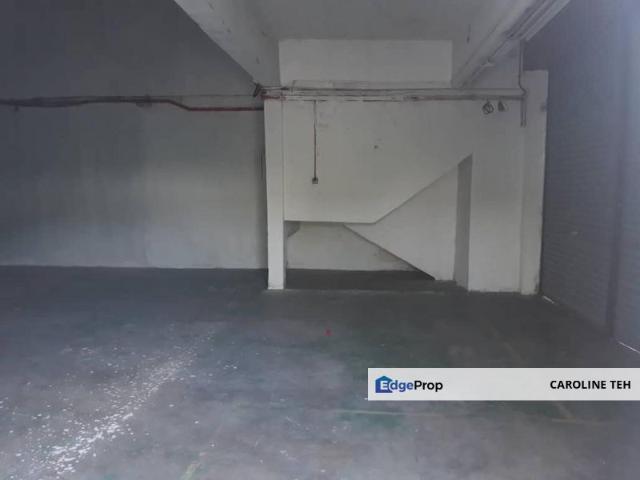 Warehouse for rent in Seksyen 32, Shah Alam