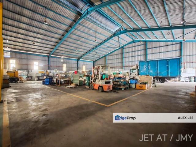 Warehouse for rent in Shah Alam, Petaling