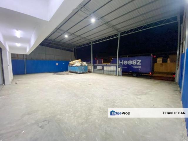Warehouse for rent in Alam Impian, Selangor