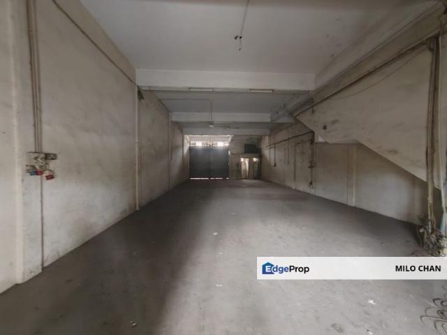 Warehouse for rent in Alam Impian, Selangor
