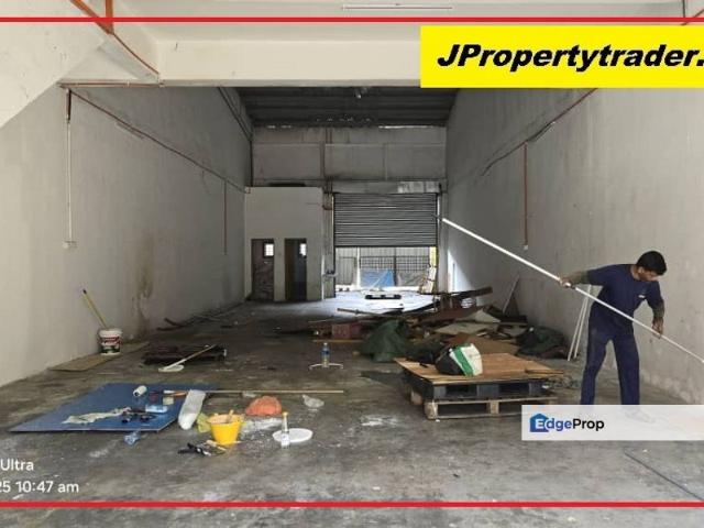 Warehouse for rent in Alam Impian, Selangor