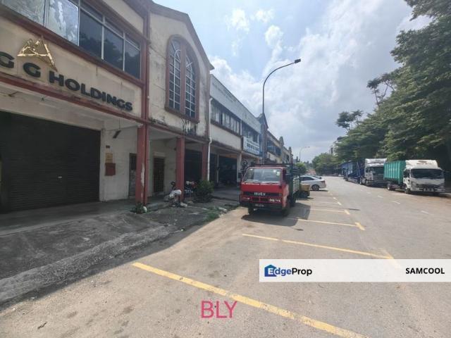 Warehouse for rent in Alam Impian, Selangor