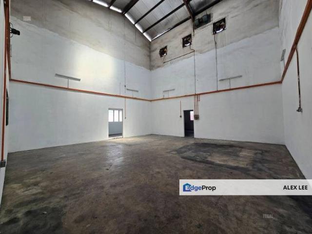 Warehouse for rent in Alam Impian, Selangor