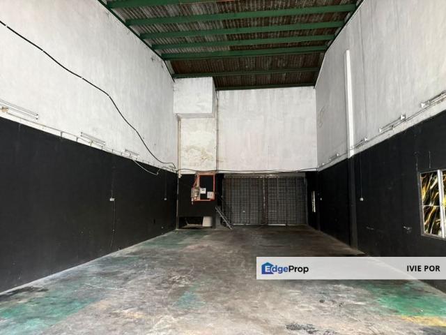 Warehouse for rent in Alam Impian, Selangor