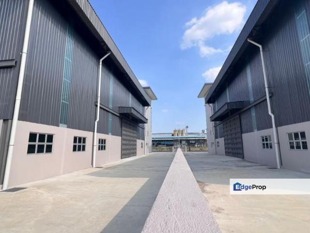Warehouse for rent in Petaling, Alam Impian