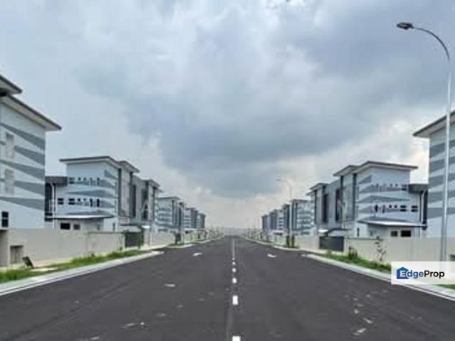 Warehouse for rent in Petaling, Alam Impian