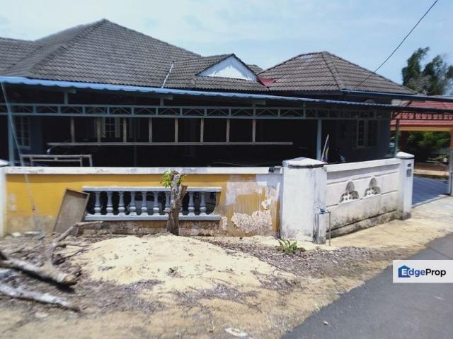 House for sale in Tanah Merah, Kelantan