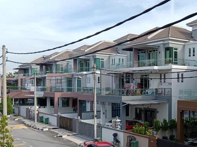 Terraced House for sale in Wellesley, Penang