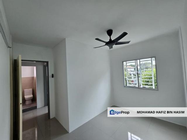 Flat for sale in Wellesley, Penang