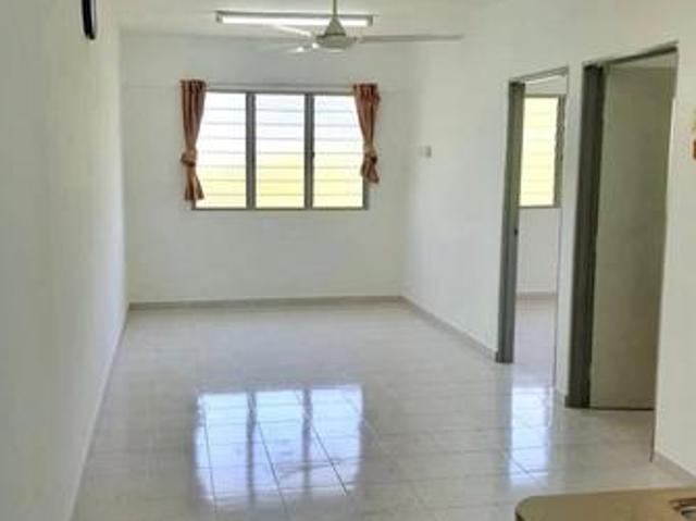 Flat for sale in Wellesley, Penang