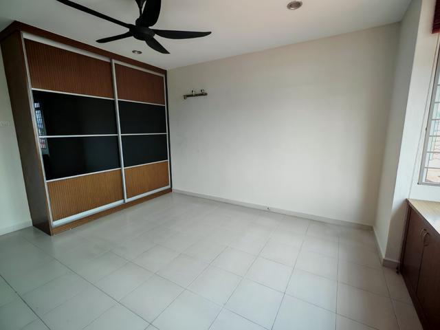 Terraced House for rent in Wellesley, Penang
