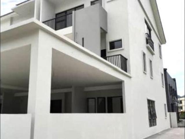 Townhouse for rent in Bukit Mertajam, Seberang Perai