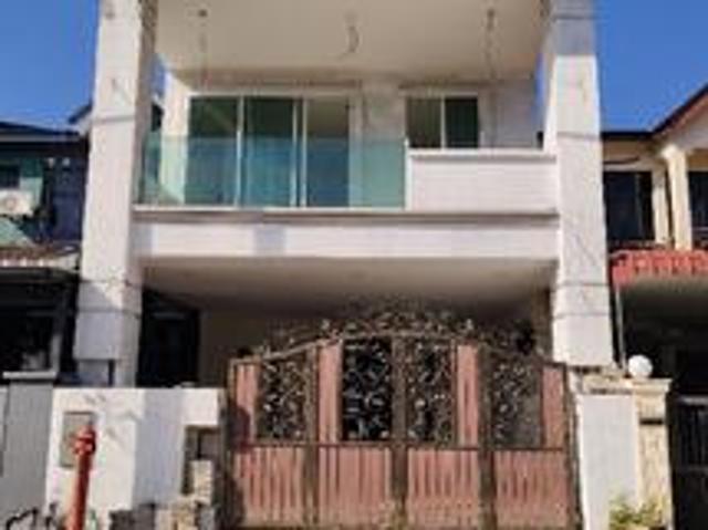 Terraced House for sale in Wellesley, Penang
