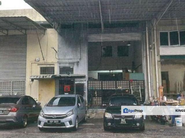 Warehouse for rent in Country Heights Damansara, Kuala Lumpur
