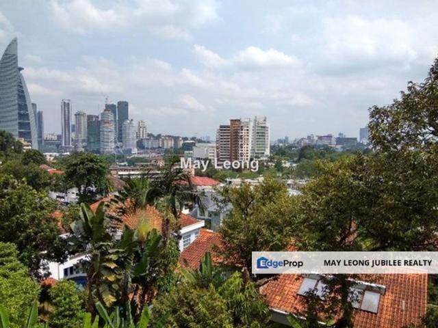 House for sale in Pantai